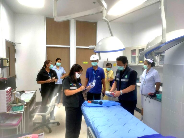 ศบส.12 ลงพื้นที่ตรวจวิศวกรรมความปลอดภัย เพื่อการตรวจประเมิน ตามมาตรฐานวิศวกรรมการแพทย์ (ด้านวิศวกรรมความปลอดภัยและสิ่งแวดล้อม) ให้กับโรงพยาบาลพัทลุง